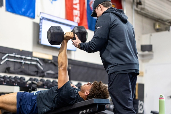 PR_Strength_1_on_1_Personalized_Training PR_Strength_1_on_1_Personalized_Training