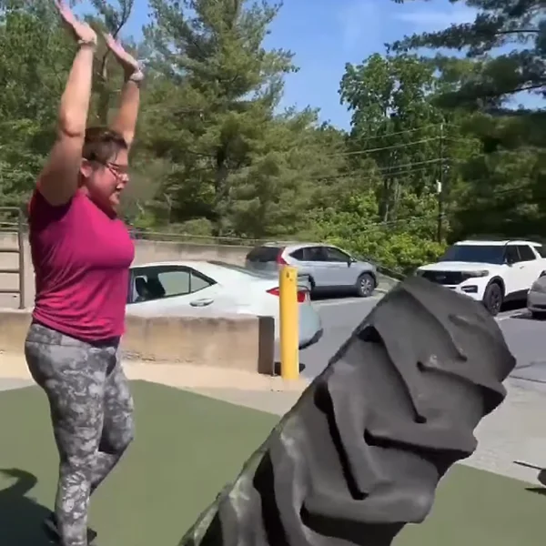 PR_Strength_Training_365_Adult_Female_Tire_Fiip PR_Strength_Training_365_Adult_Female_Tire_Fiip